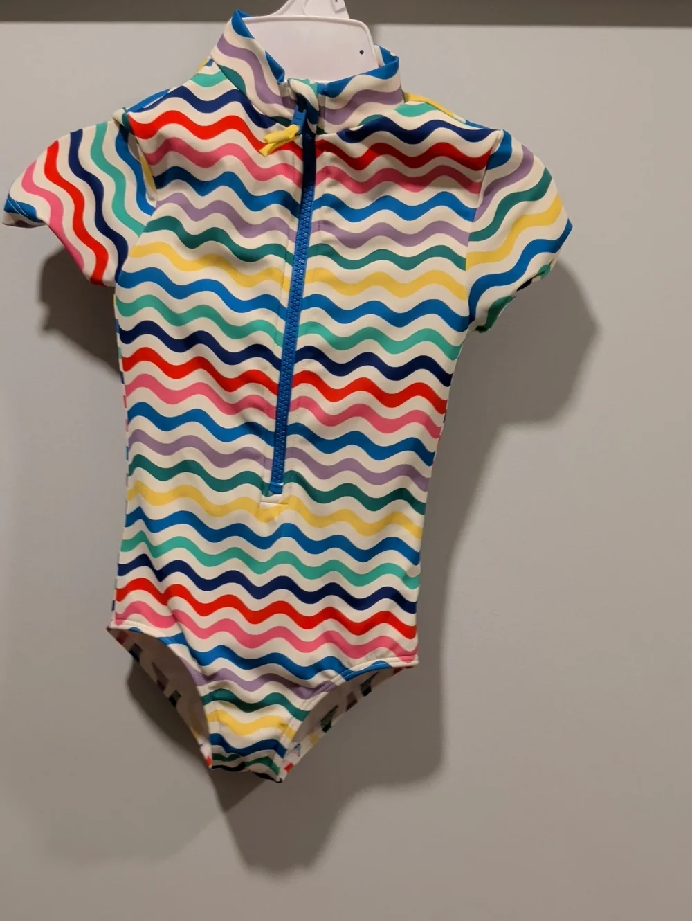 Mini Boden Multicolor Wavy Stripe Short-Sleeve Rashguard